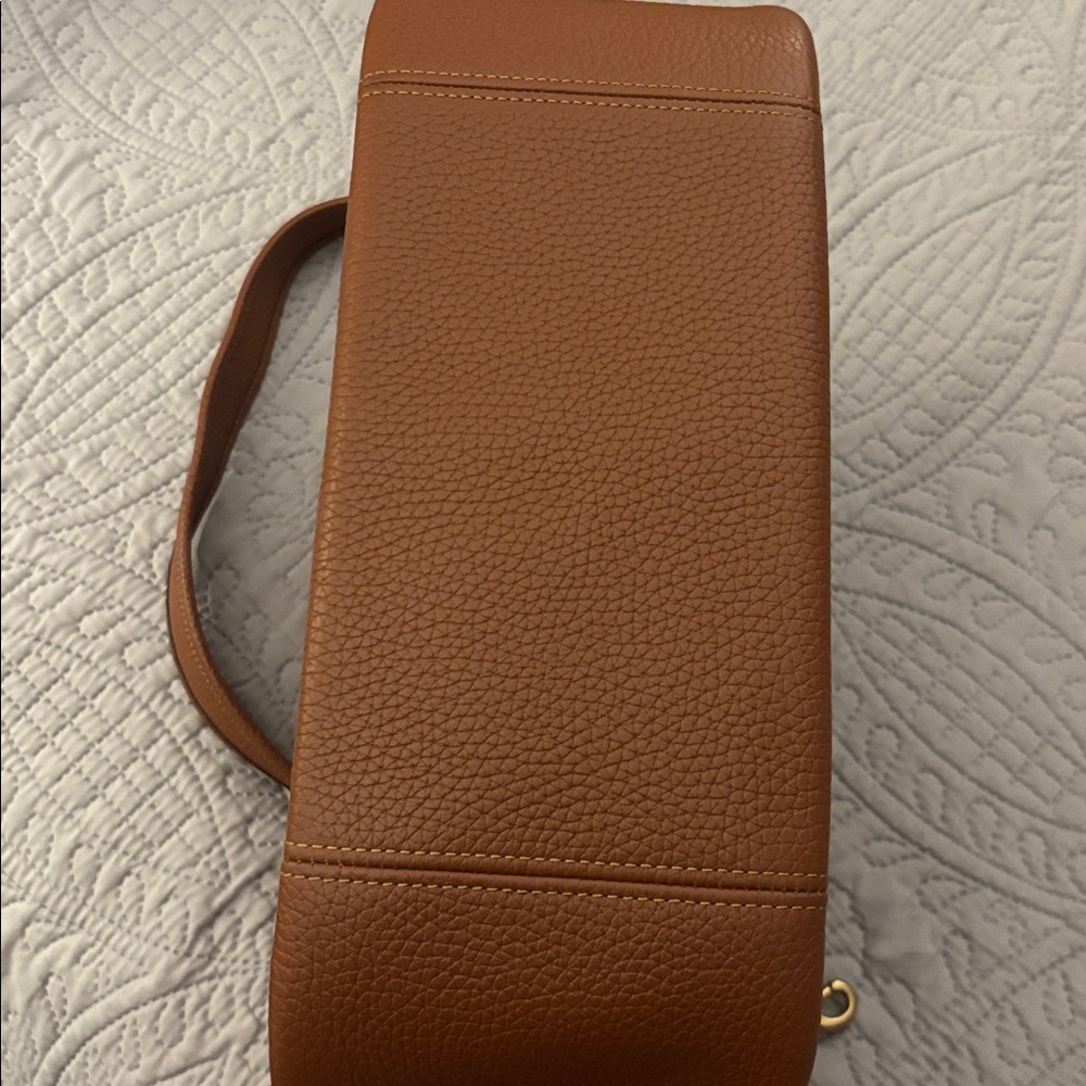 Coach Cary in Saddle Tan - Large - Picture 13 of 13